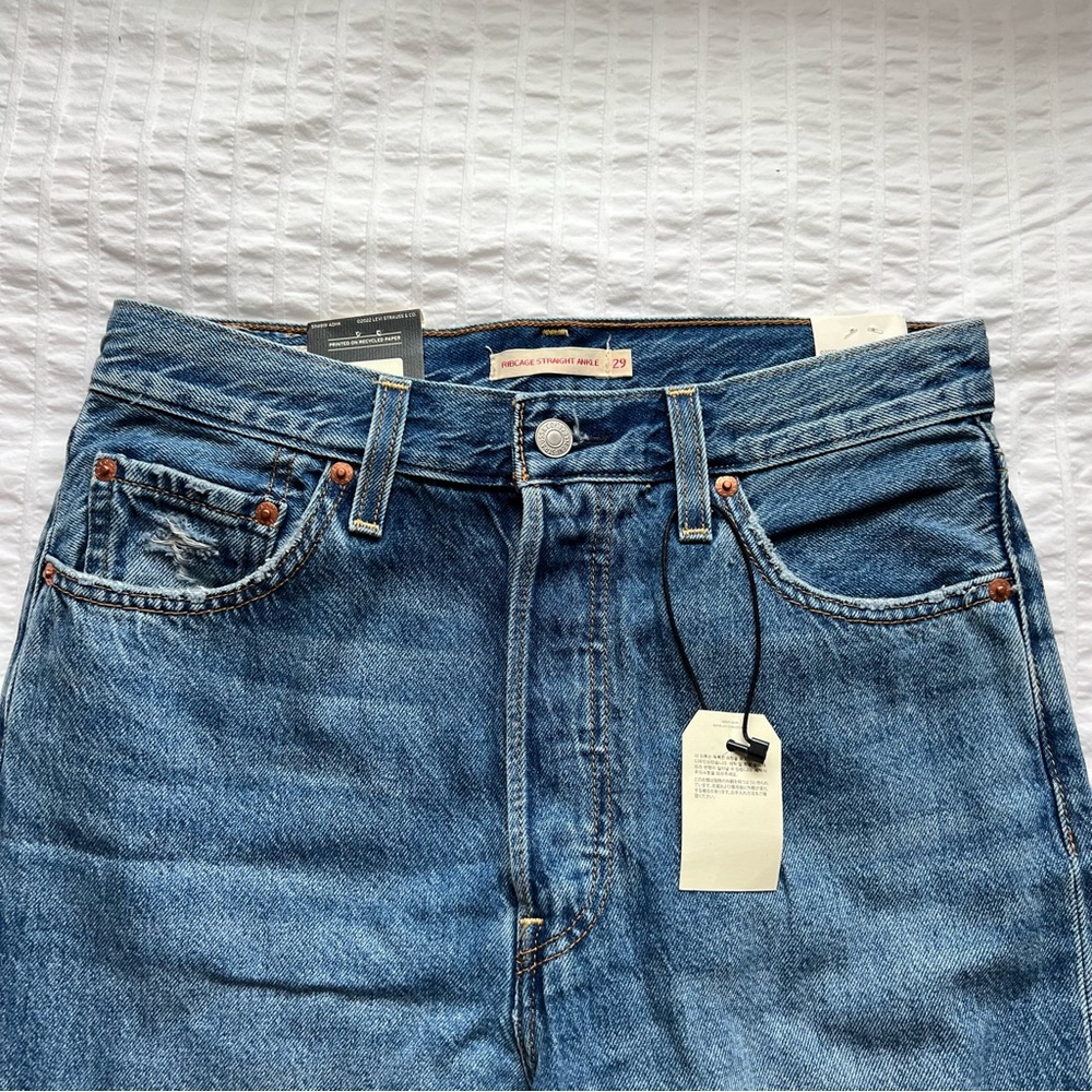 Levi’s Ribcage Straight Ankle Jean